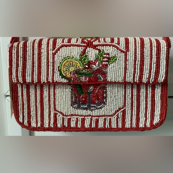 NWT Anthropology Fiona Red and White fully covered glass Beaded Bag - Picture 10 of 12